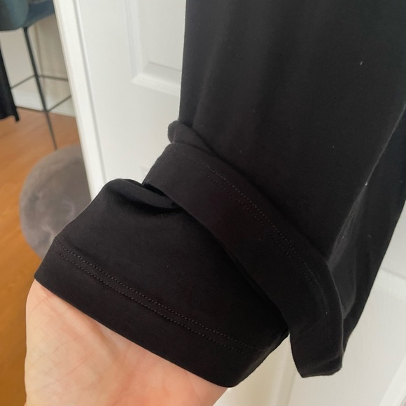 Saks Fifth Avenue jersey sleeveless dress. Black. Size medium. - Picture 4 of 4